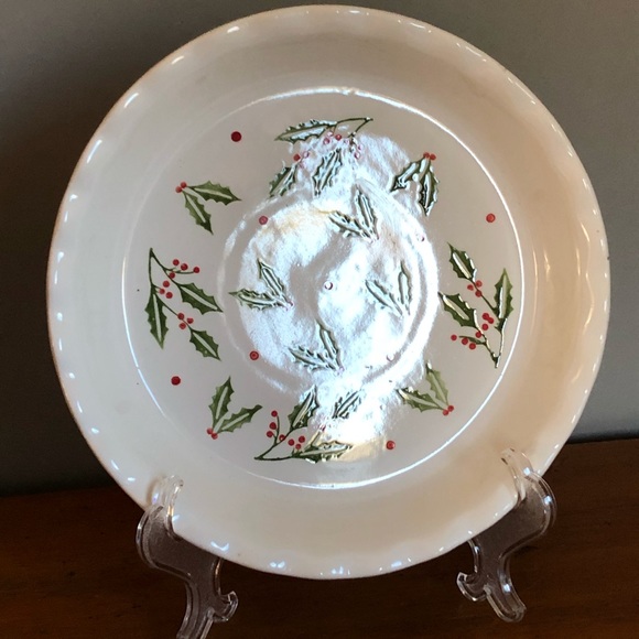 80’s Vintage Holly Leaf Country Pie Plate - Picture 5 of 13